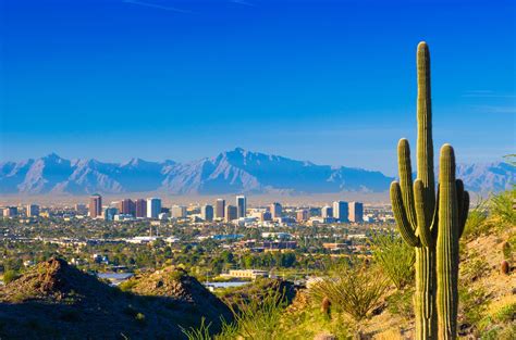 Phoenix, AZ, USA to EST .